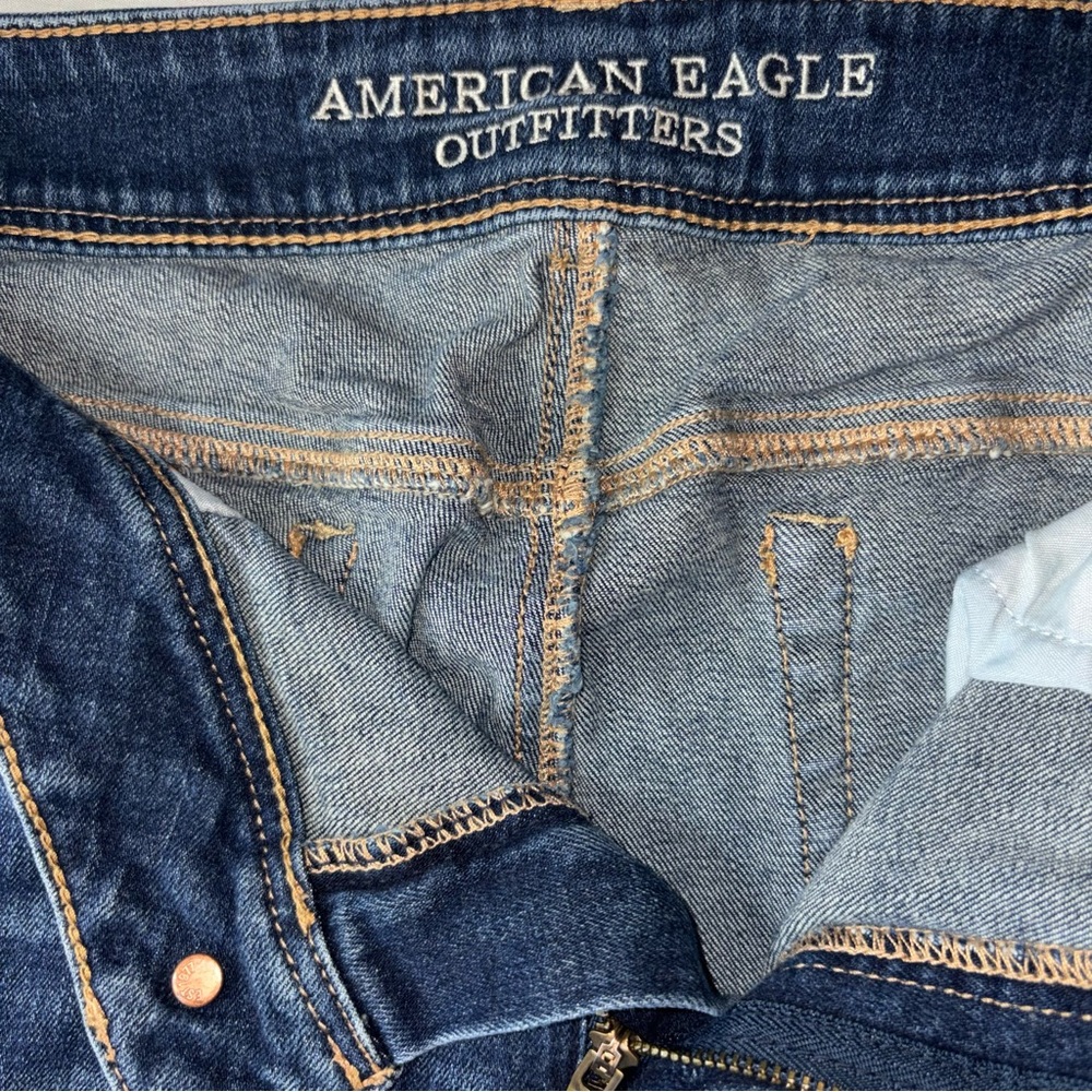 American Eagle Bootcut Jeans Women’s Distressed Medium Wash Denim - Picture 4 of 15